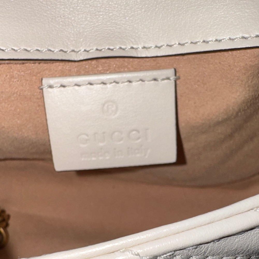Gucci White Matelassé Mini Shoulder Bag with Gold GG - Picture 2 of 5